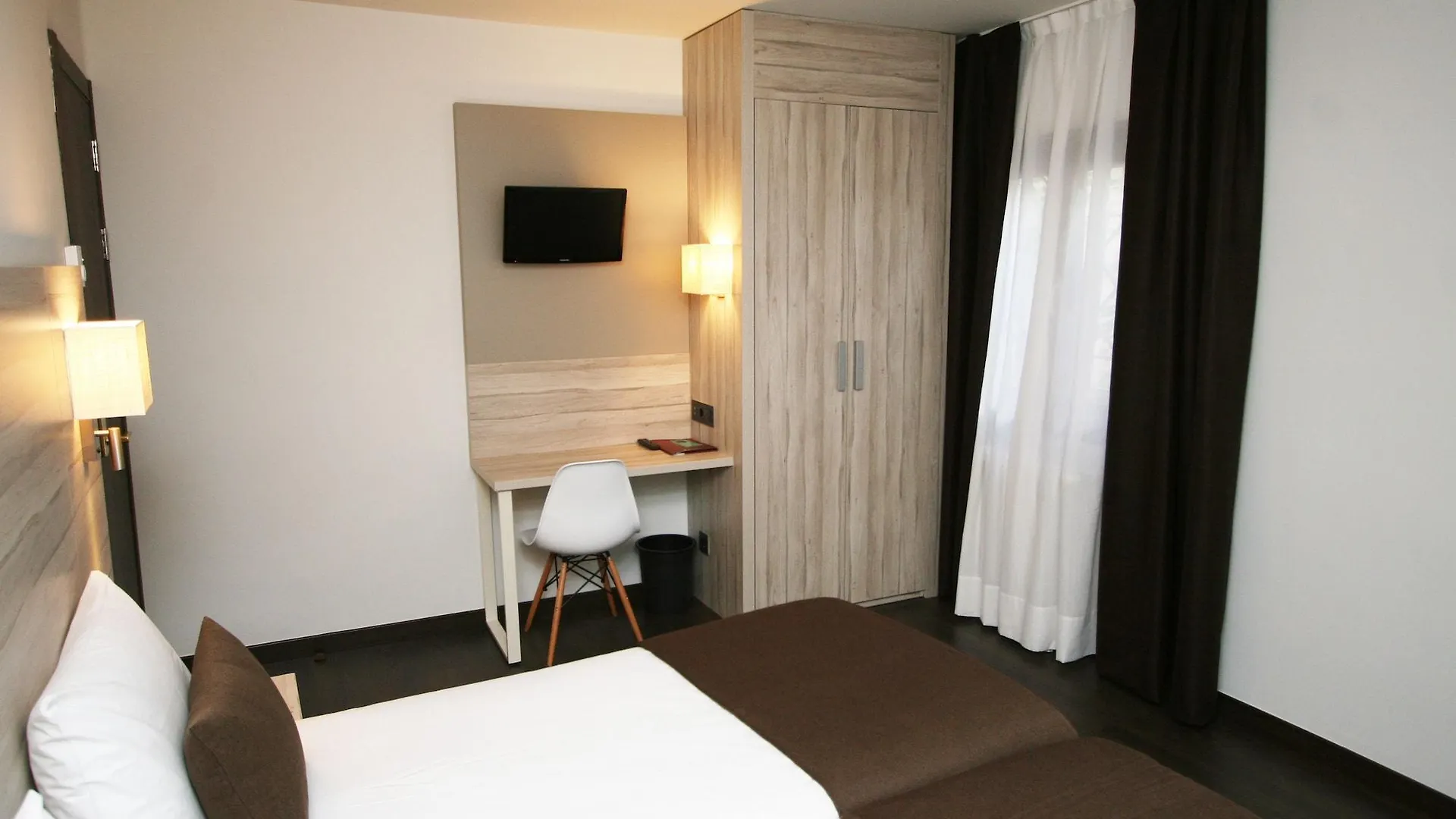 Hotel Pyrénées Andorre-la-Vieille