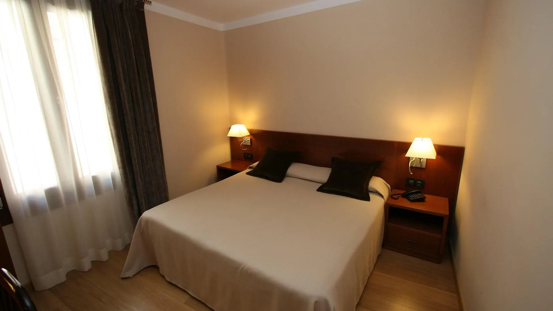 Hotel Pyrénées Andorre-la-Vieille 3*,  Andorre