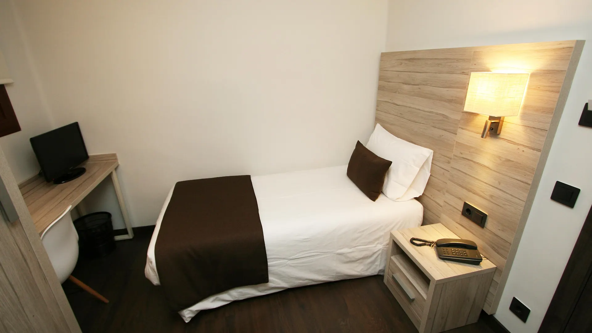Hotel Pyrénées Andorre-la-Vieille
