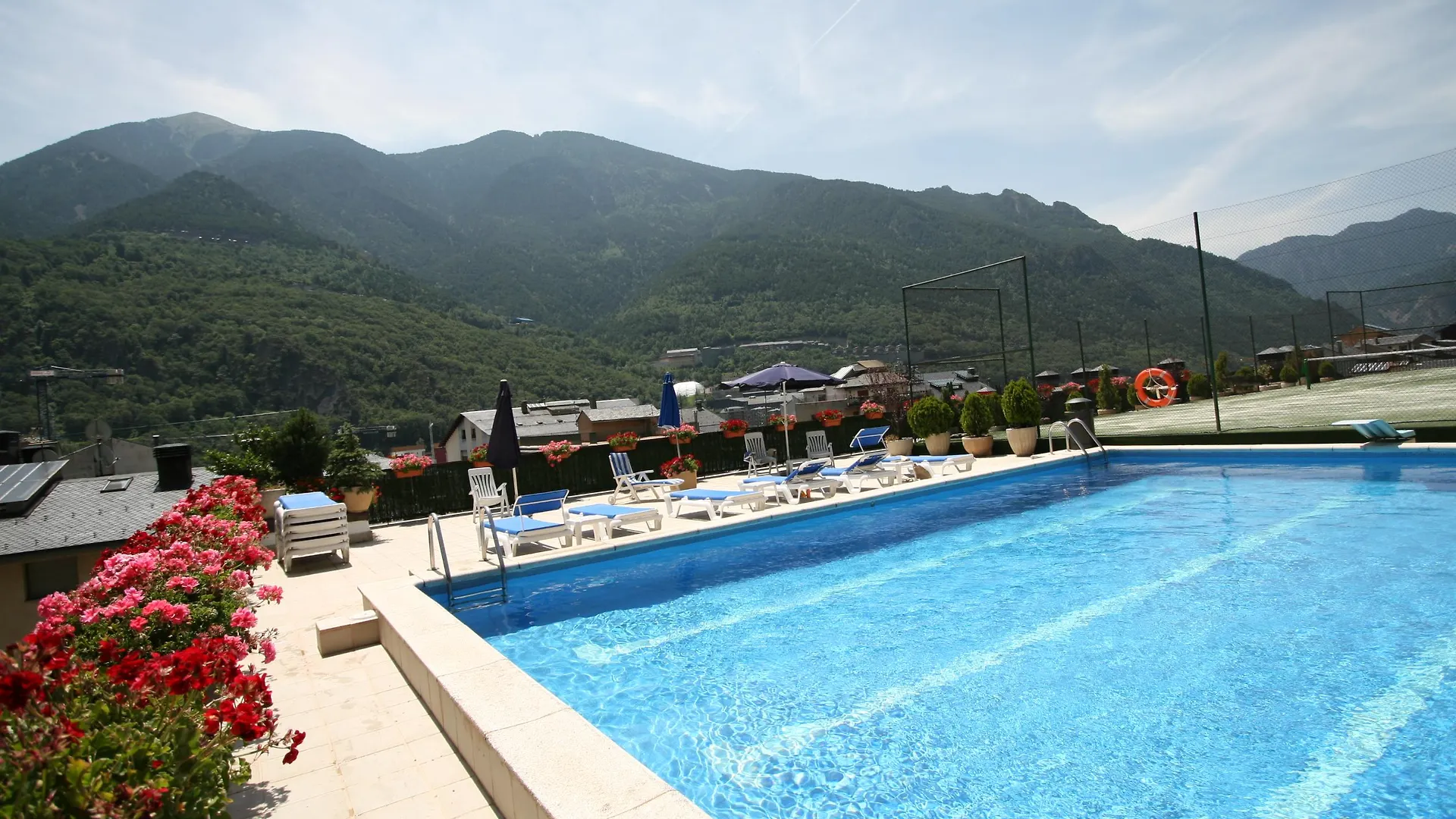 Hotel Pyrénées Andorre-la-Vieille
