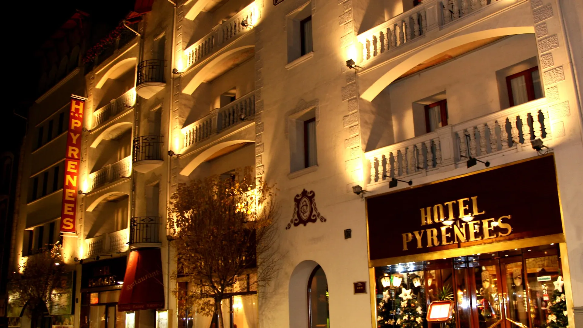 Hotel Pyrénées Andorre-la-Vieille