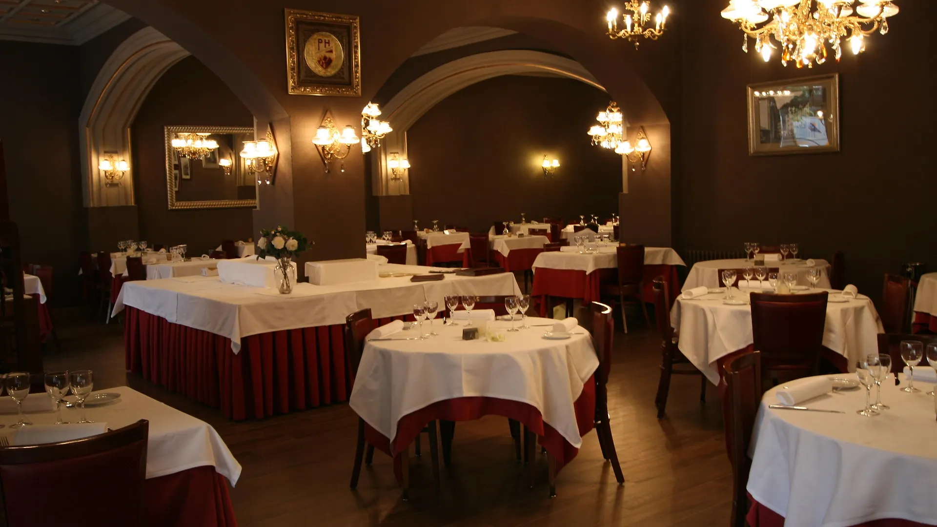 Hotel Pyrénées Andorre-la-Vieille 3*,