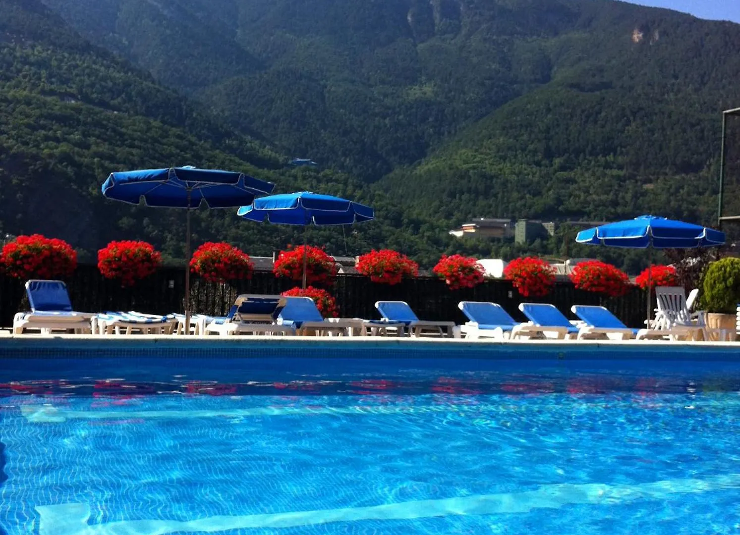 Hotel Pyrénées Andorre-la-Vieille