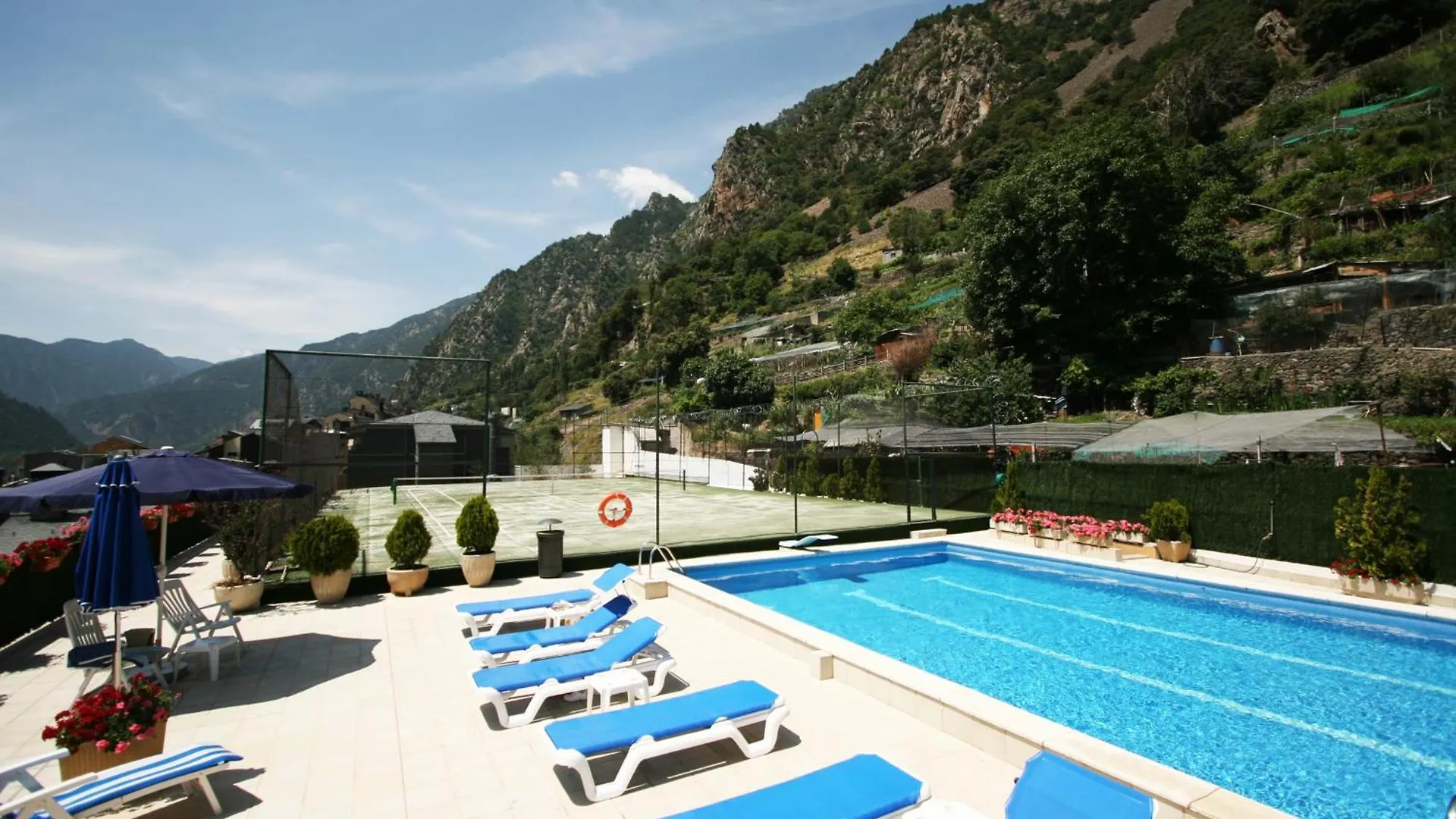 Hotel Pyrénées Andorre-la-Vieille