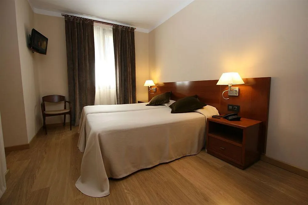 Hotel Pyrénées Andorre-la-Vieille