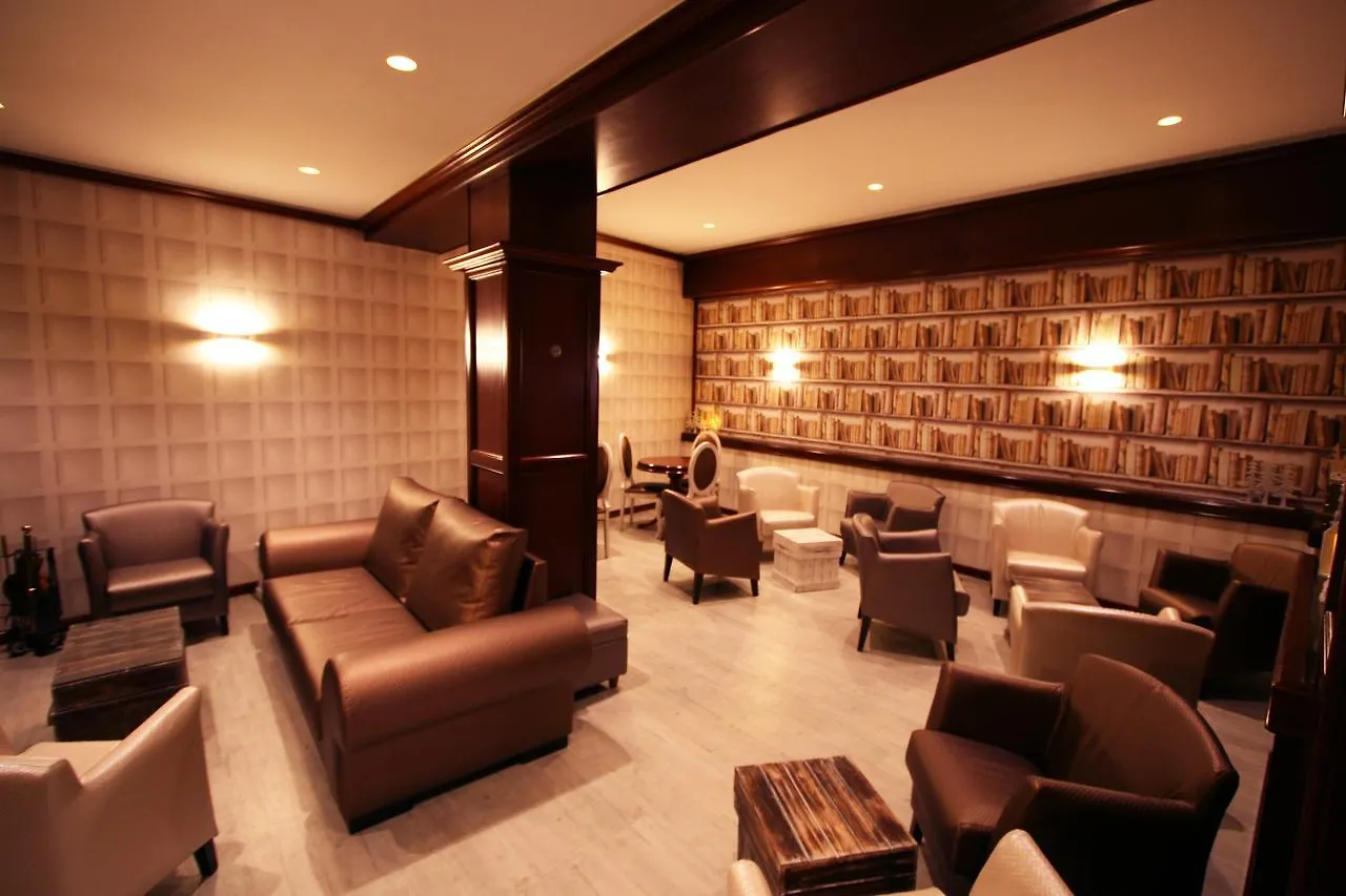 Hotel Pyrénées Andorre-la-Vieille