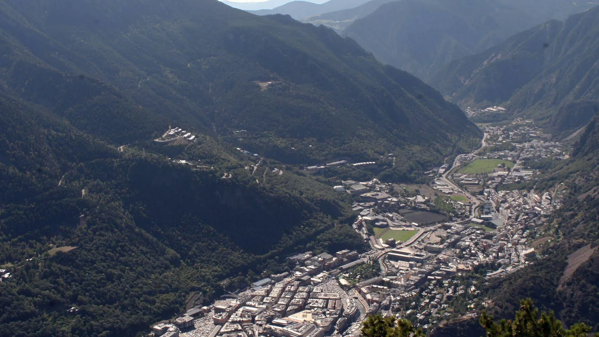 Hotel Pyrénées Andorre-la-Vieille