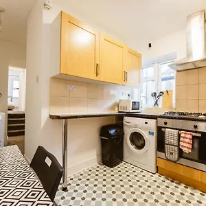 Mile End Double 86a , Londra Regno Unito