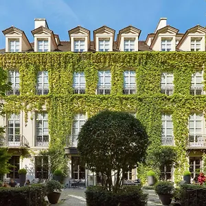 Le Pavillon De La Reine & Spa, Place Des Vosges Франция