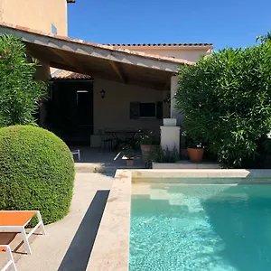 Hébergement de vacances Vacation - Le Vieux Figuier France